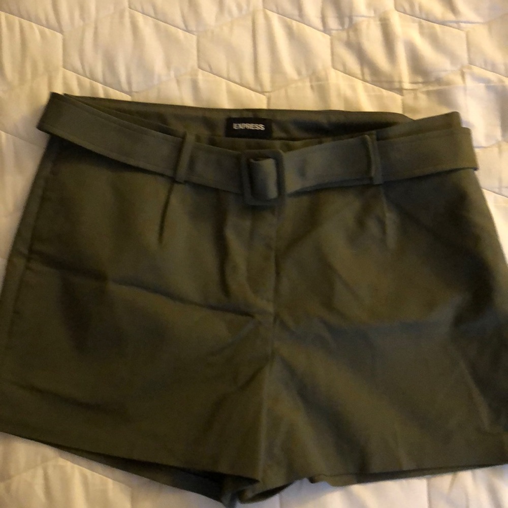 Express green size 14 shorts, run small.